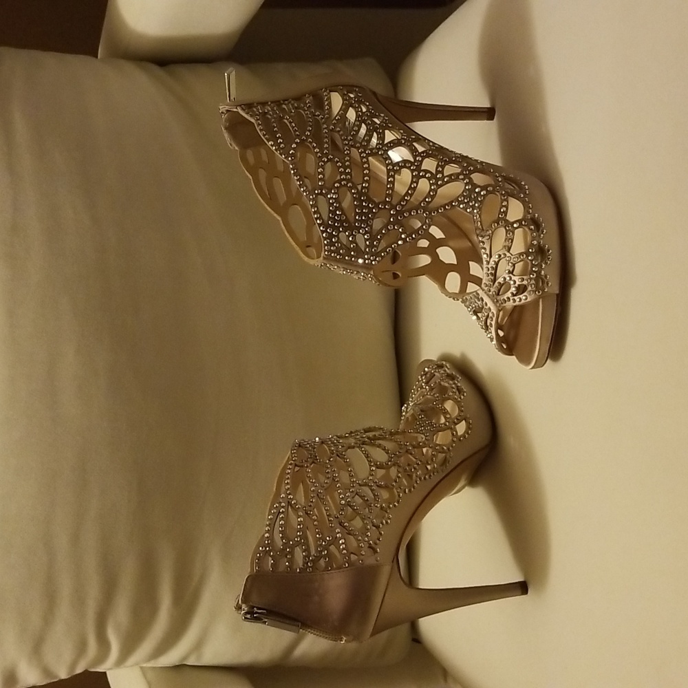 INC SHOES